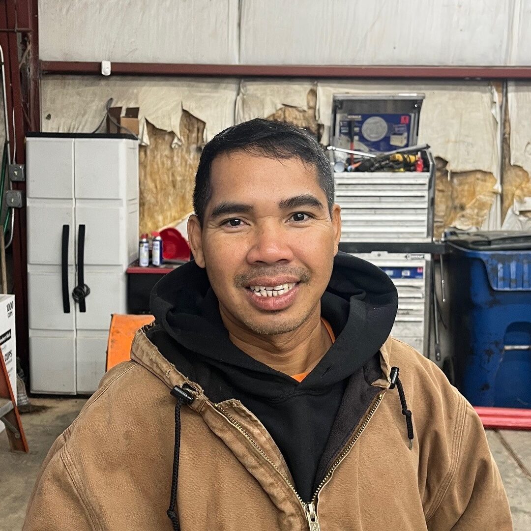 Doan Puih - Climber, Equipment Operator